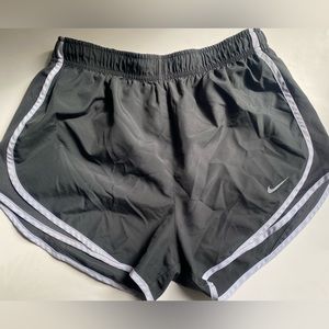 Nike Shorts dri fit work out women’s black medium